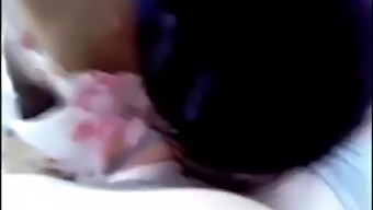 Amateur Chinese Couple In Homemade Porn Video