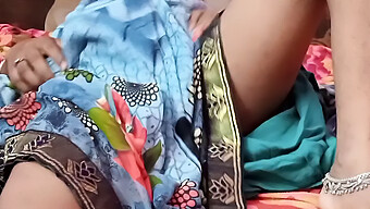 Desi Bhabhi Memantat Cipap Di Kampung Yang Setting