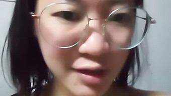 Asian Girl Masturbates In Homemade Video