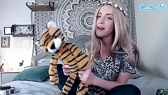 Pula Mare Și Neagră În Webcam: O Parodie A Lui Tiger King