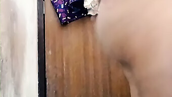 Gadis India Amatur Merangsang Diri Dalam Bahagian 1 Video Penuh