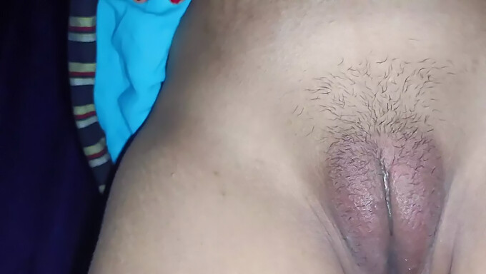 Garota Indiana De 18 Anos Desfruta De Um Creampie Hardcore