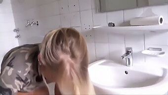 Europäische Blondine Bekommt Eine Creampie In Erstaunlichem Analsex