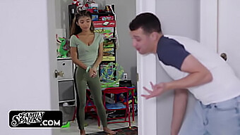 Asian Teen'S First Experience With A Guy