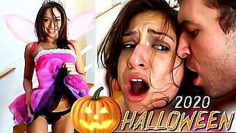 James Deen Halloween 2020-Ban Egy Apró Tündér Hercegnővel És Durva Szexszel